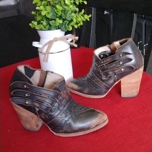 FREEBIRD GATE BOOTIES BY STEVEN